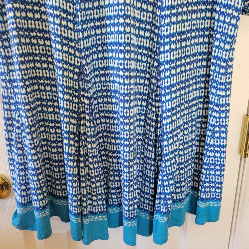 Rose + Olive Blue Geometric Ikat Print V-Neck Top Plus Size 2X NWT - Picture 11 of 16